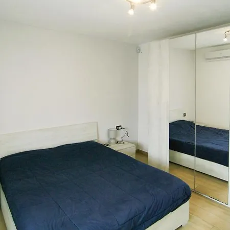 Apartment Locazione Turistica Giulia - Cco467 *